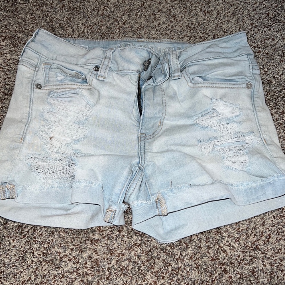 Super cute American Eagle shorts